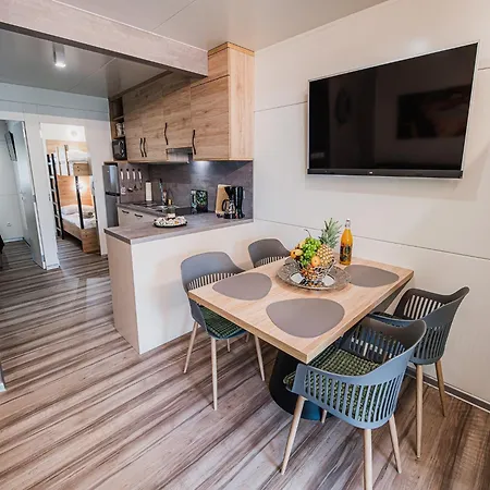 別荘 Serenity Premium Mobile Homes-two Bedroom